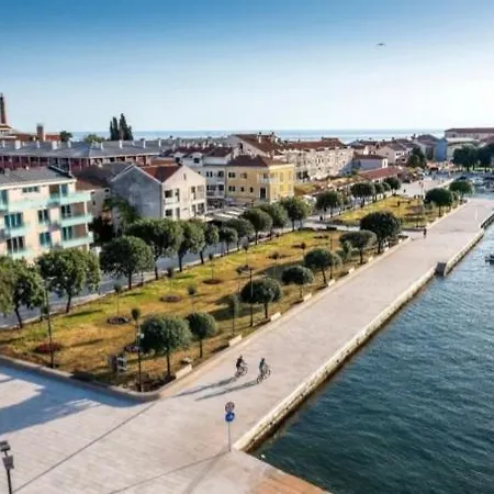 Splendid Ap Promenade 2 Pers Apartment Umag Exterior photo